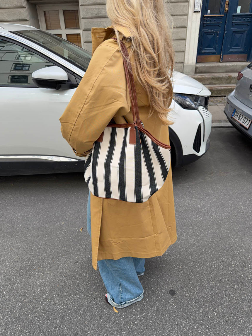 Enna shoulder bag with stripes - White/navy