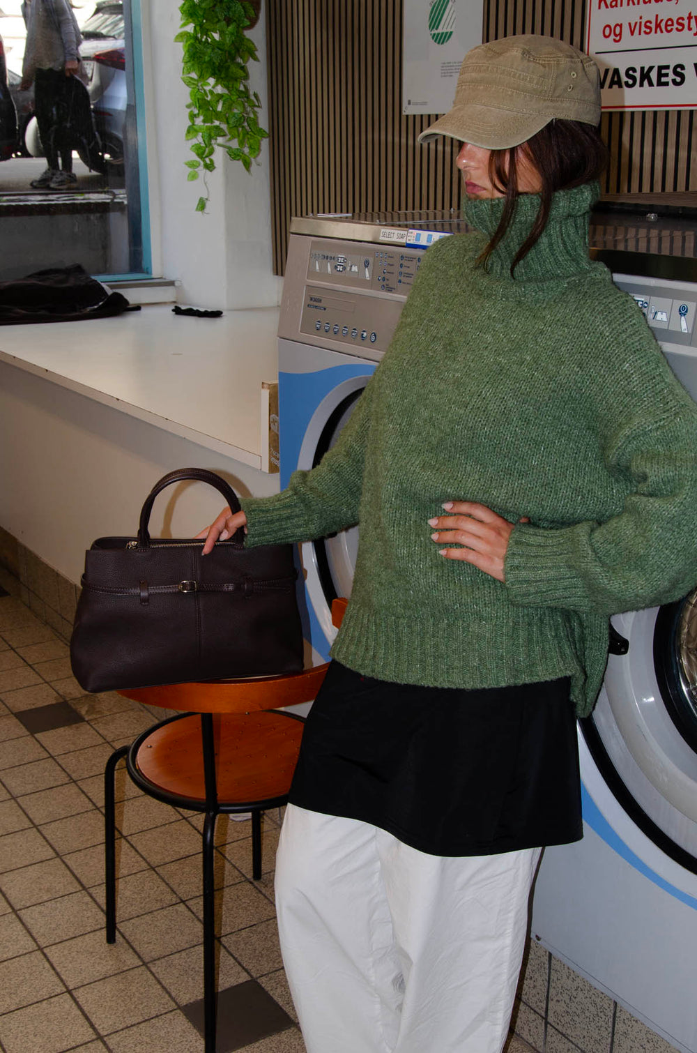 Lou large handbag with tie detail - Brown