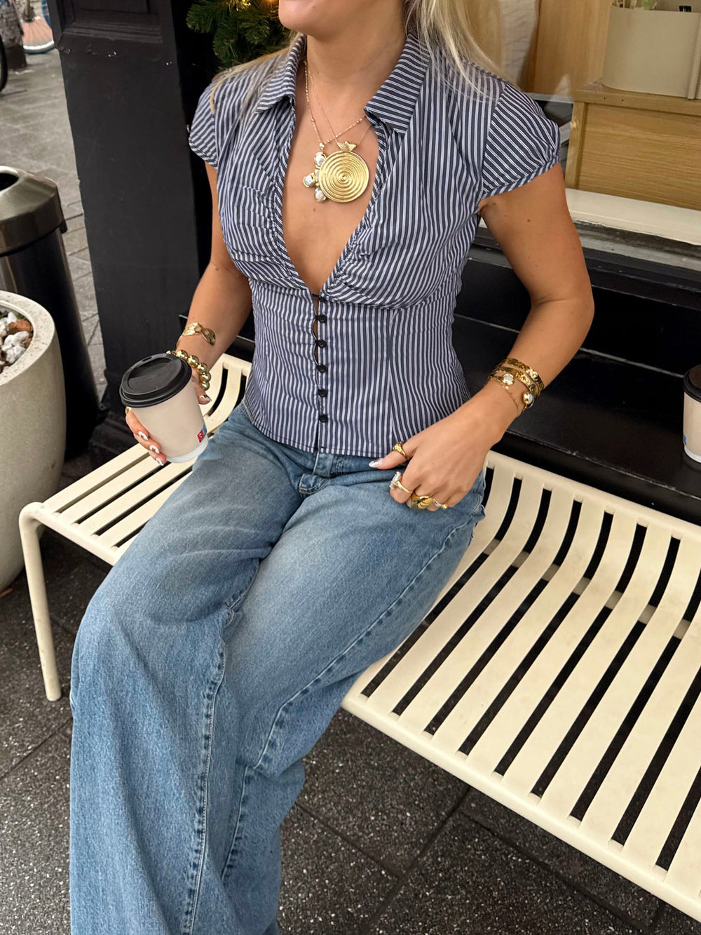 Scandivv striped shirt with cut out - Grey/white