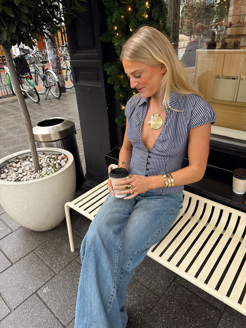 Scandivv striped shirt with cut out - Grey/white