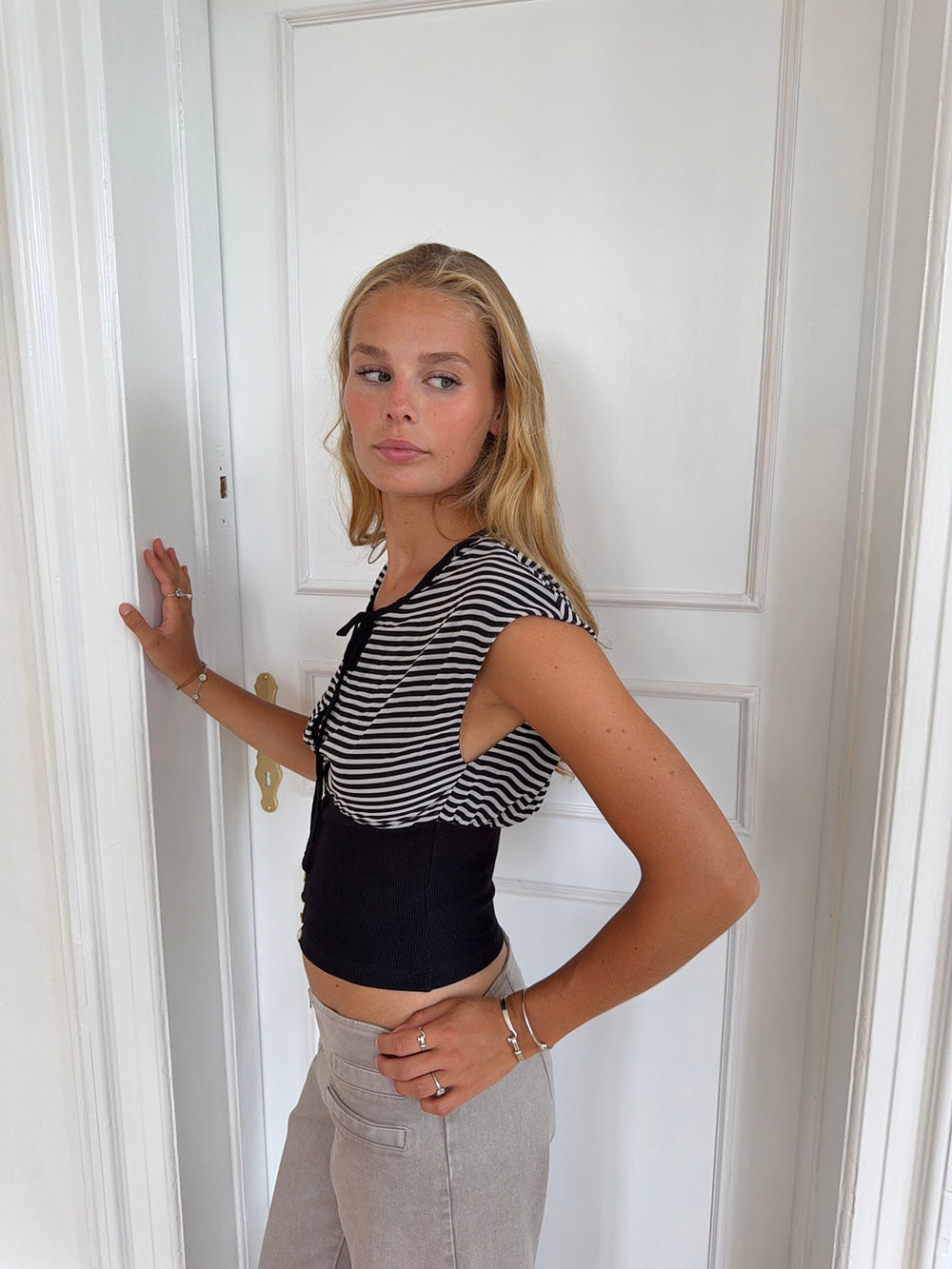 Bianca striped top with details - Black/White