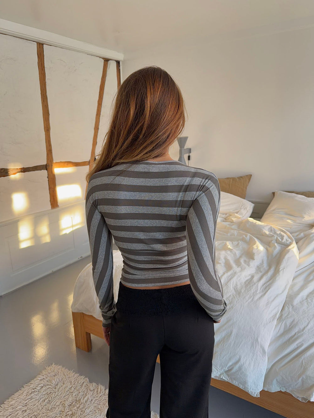 Regitze blouse with stripes – Grey/khaki