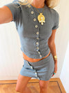 Scandivv t-shirts with asymmetrical buttons - Grey