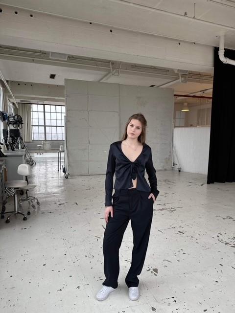 Freja satin blouse - Navy