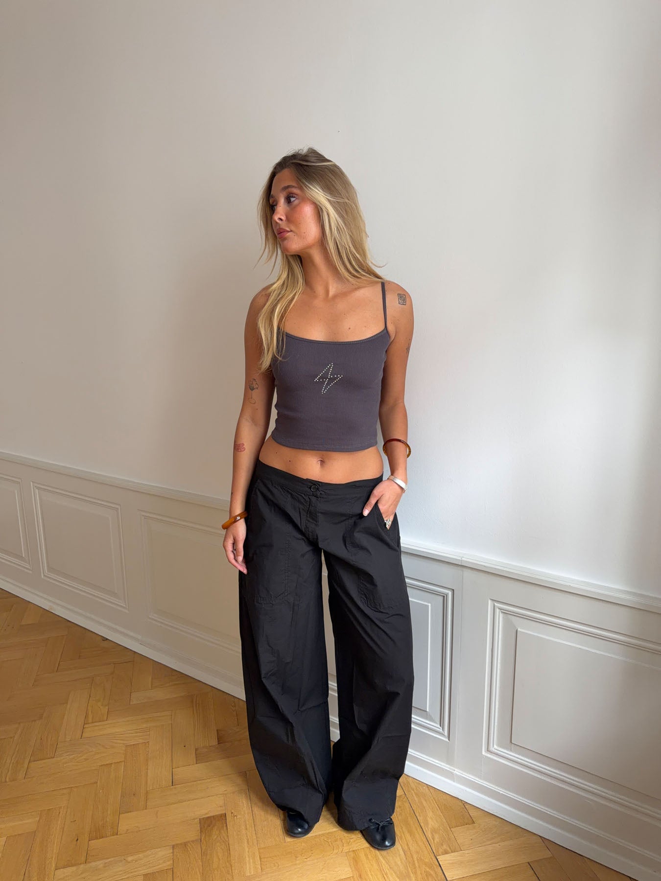 Thilde tank top with rhinestone lightning - Dark grey – Designbysi.se
