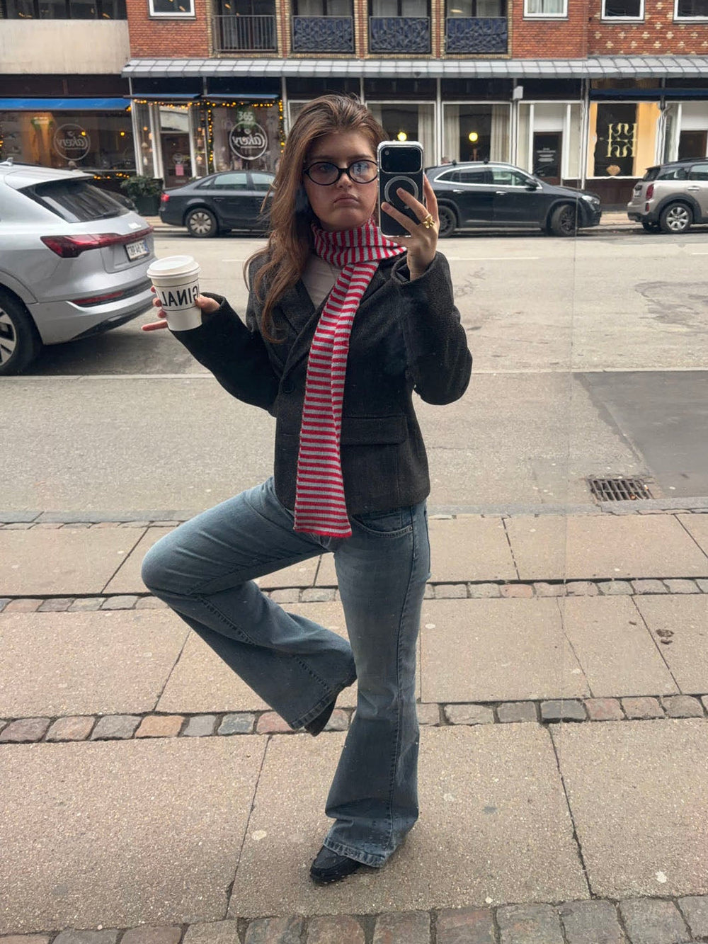 Suba scarf with stripes – Red/blue