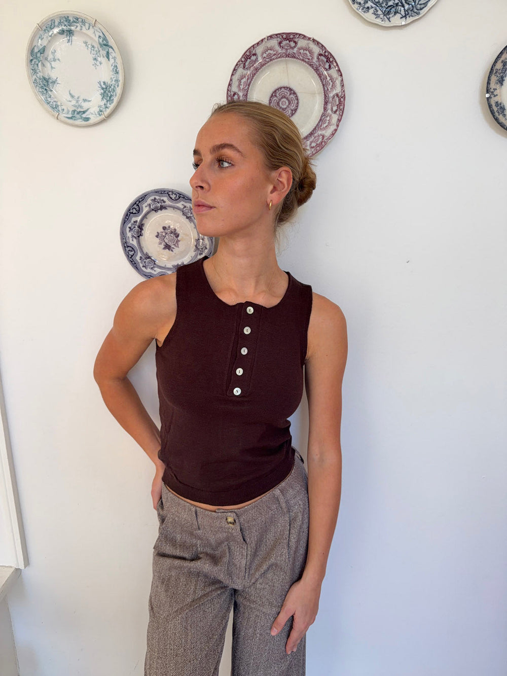 Dilly top with buttons  - Brown