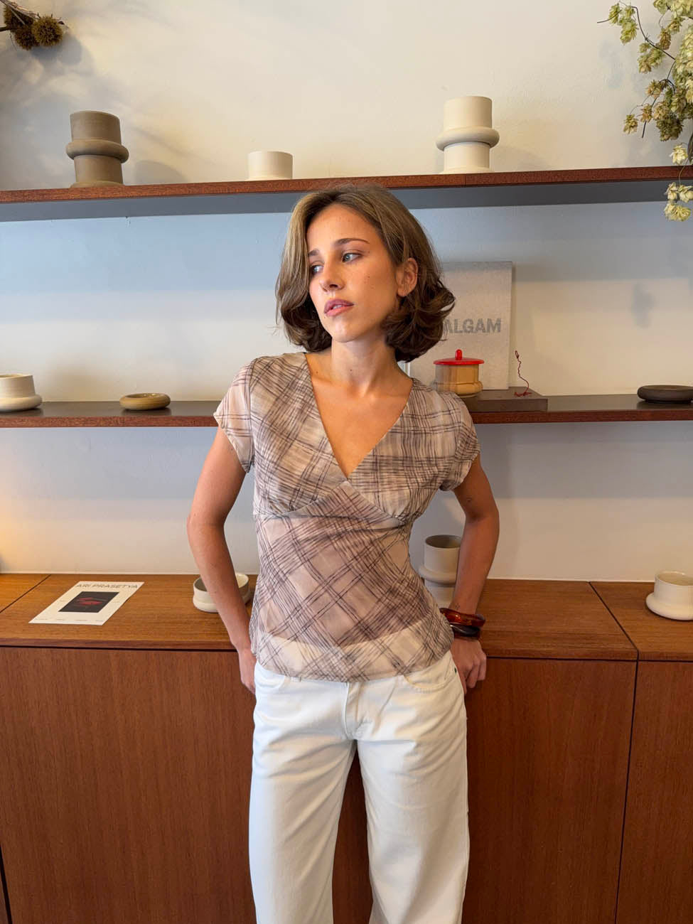 Leonorita top with checkered pattern - Beige/off-white