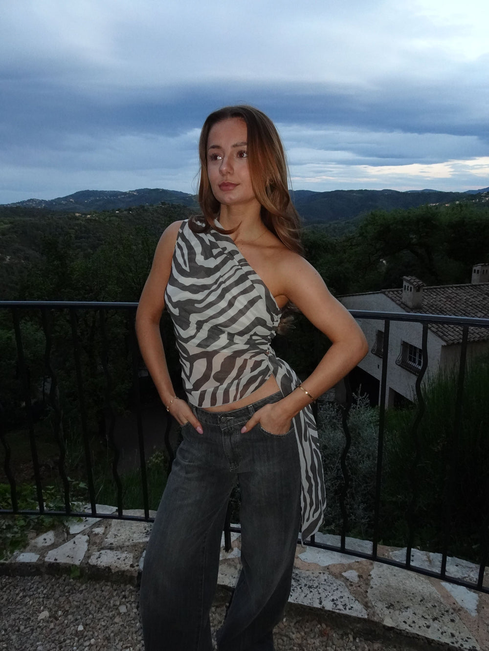 Orlane off shoulder top with zebra print – Black/white