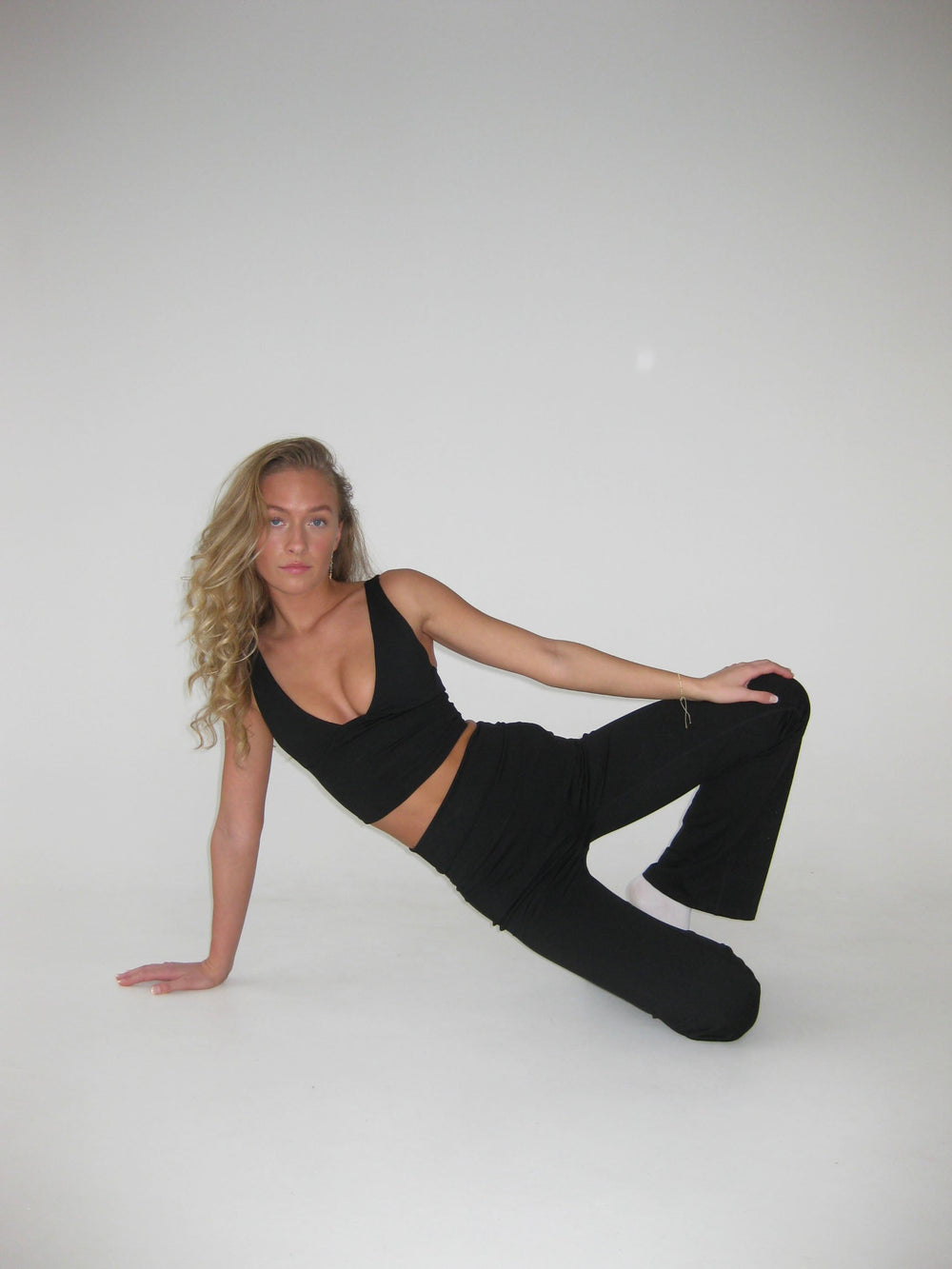 Ultimate v-neck top - Jet Black