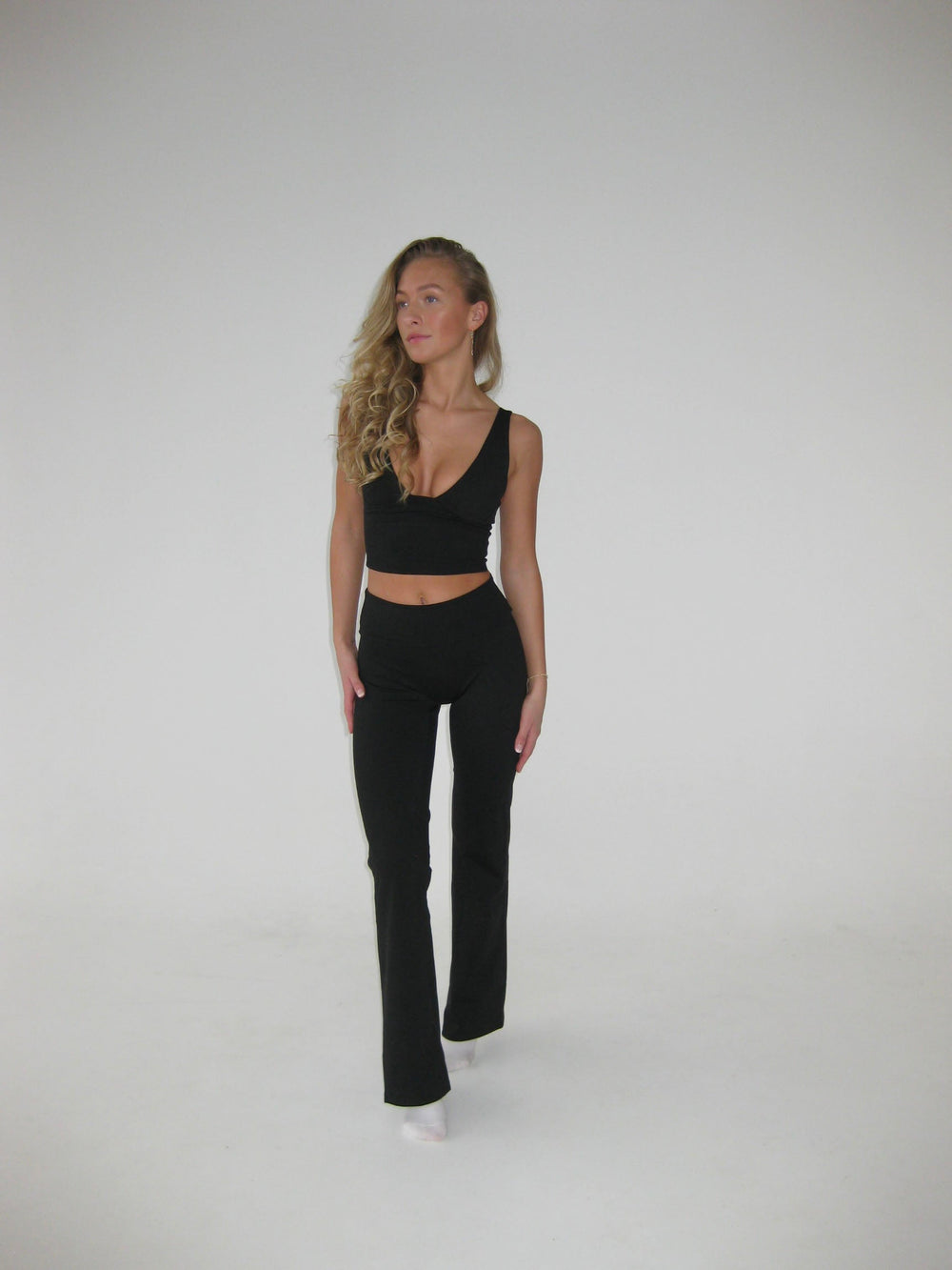 Ultimate v-neck top - Jet Black