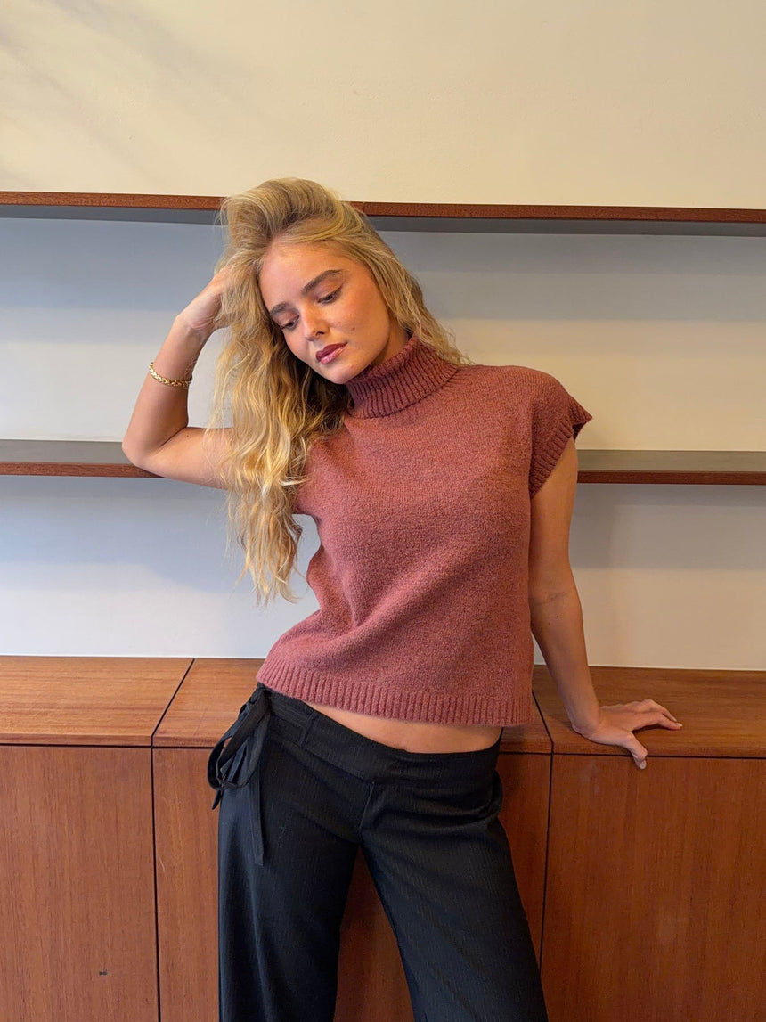 Linua vest with Turtleneck – Rust/rose